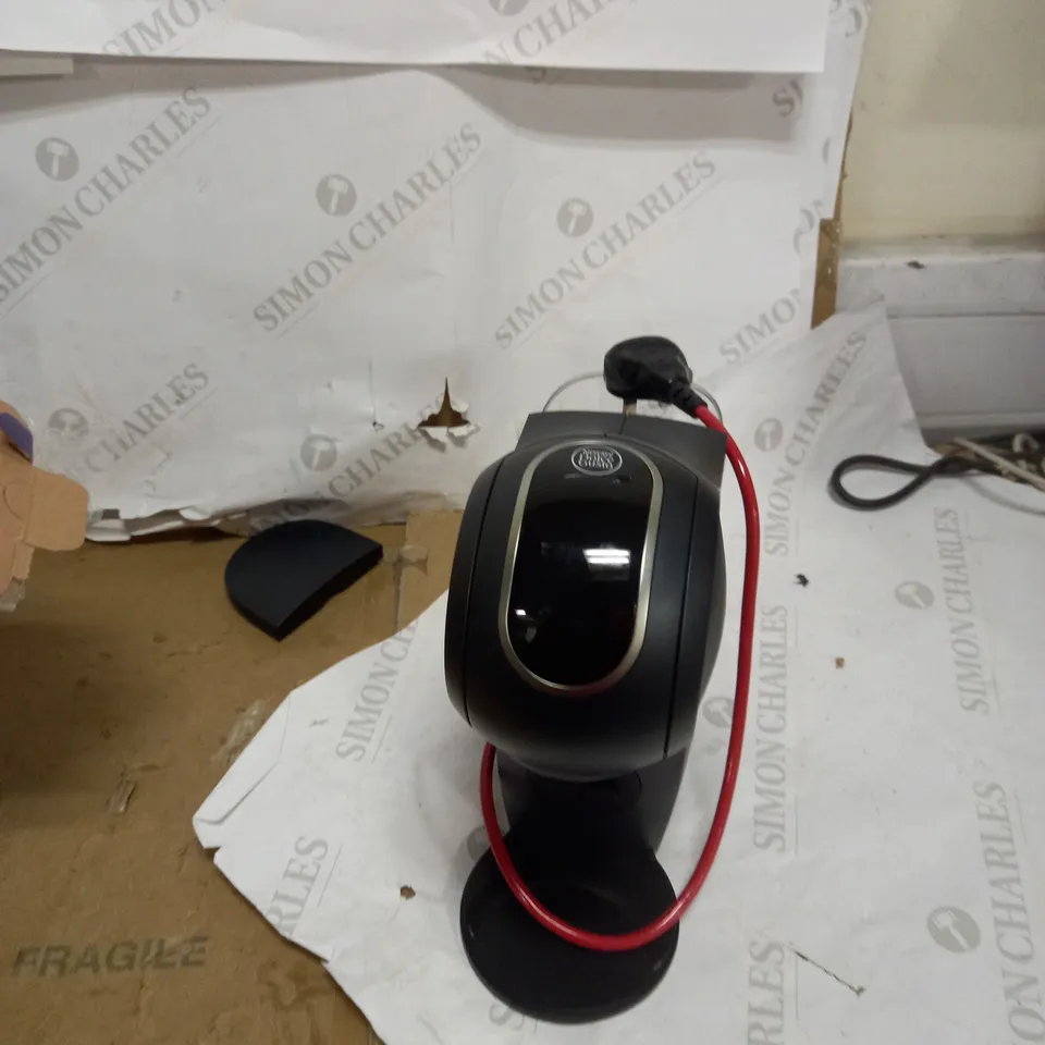 NESCAFE DOLCE GUSTO COFFEE MACHINE