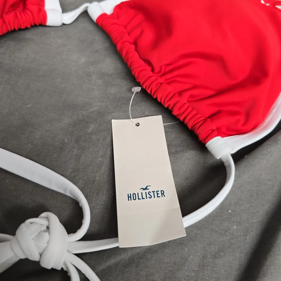 HOLLISTER RED BIKINI TOP WITH WHITE TRIM – WOMEN’S SWIMWEAR