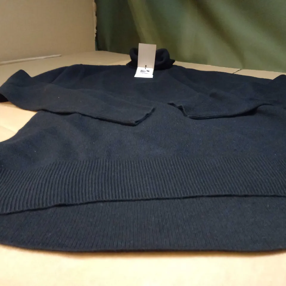 MASSIMO DUTTI BLACK ROLL NECK TOP - MEDIUM