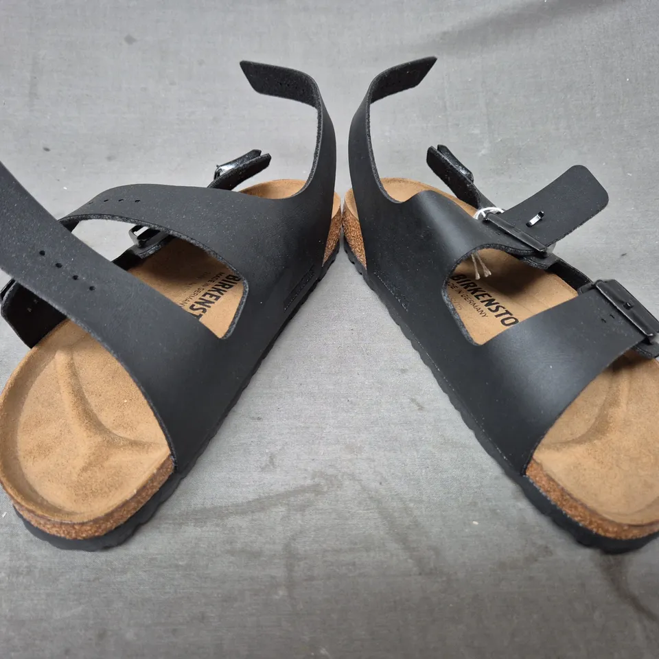 BOXED PAIR OF BIRKENSTOCK MILANO SANDALS IN BLACK UK SIZE 5.5