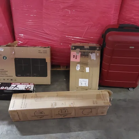 PALLET CONTAINING ASSORTED CONSUMER PRODUCTS TO INCLUDE: SUITCASES, SMART TOWER FAN, DEHUMIDIFIER, INDUCTION HOB, PULL UP BAR ECT