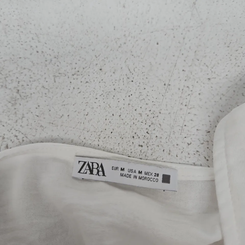 ZARA WHITE WRAP TOP – UK 10 (EUR M, USA M)