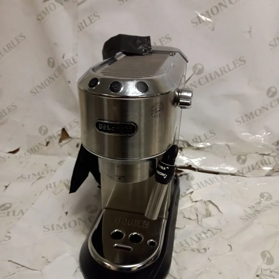 DELONGHI DEDICA COFFEE MACHINE RRP £199.99