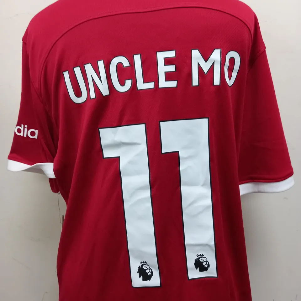 LIVERPOOL FOOTBALL CLUB HOME - "UNCLE MO" NUMBER 11 - SIZE MEDIUM