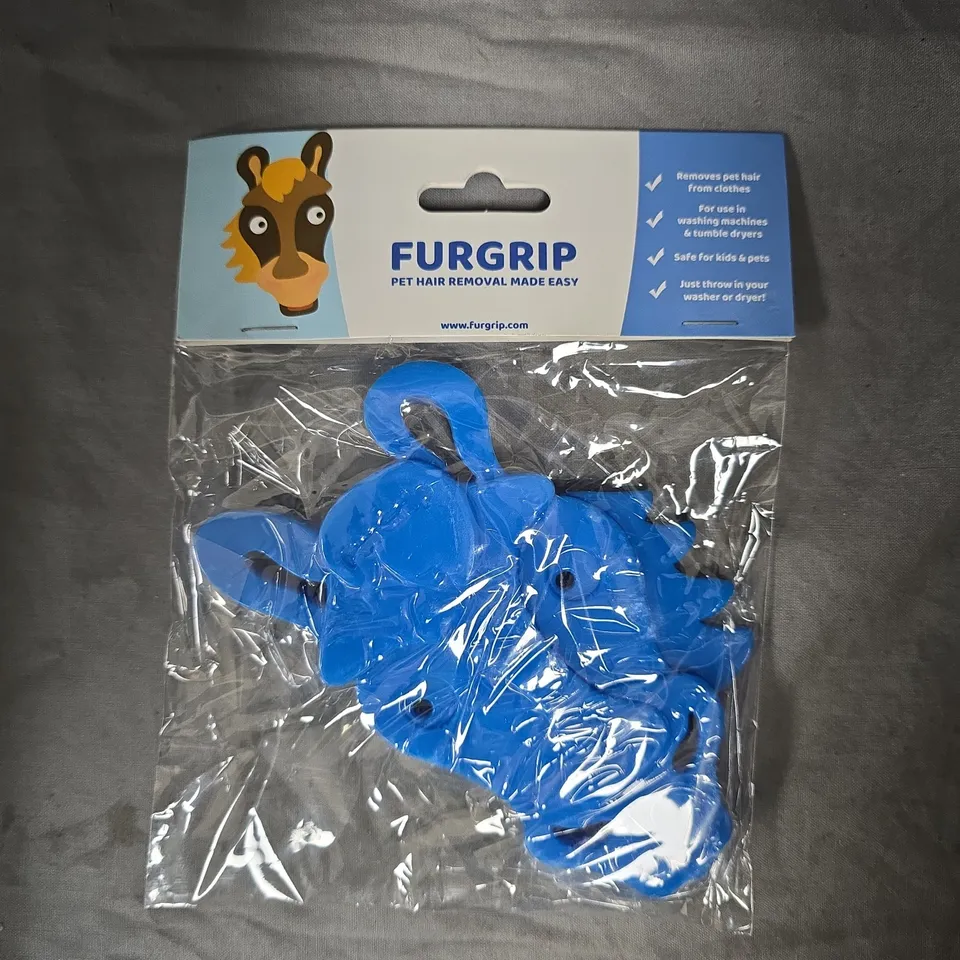 APPROXIMATELY 140 FURGRIP LAUNDRY PET HAIR REMOVERS - HORSE