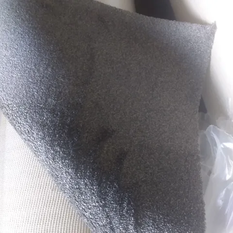 ROLL OF QUALITY ALBURY 795 CASTLE ROCK CARPET APPROXIMATELY 4X9.2M