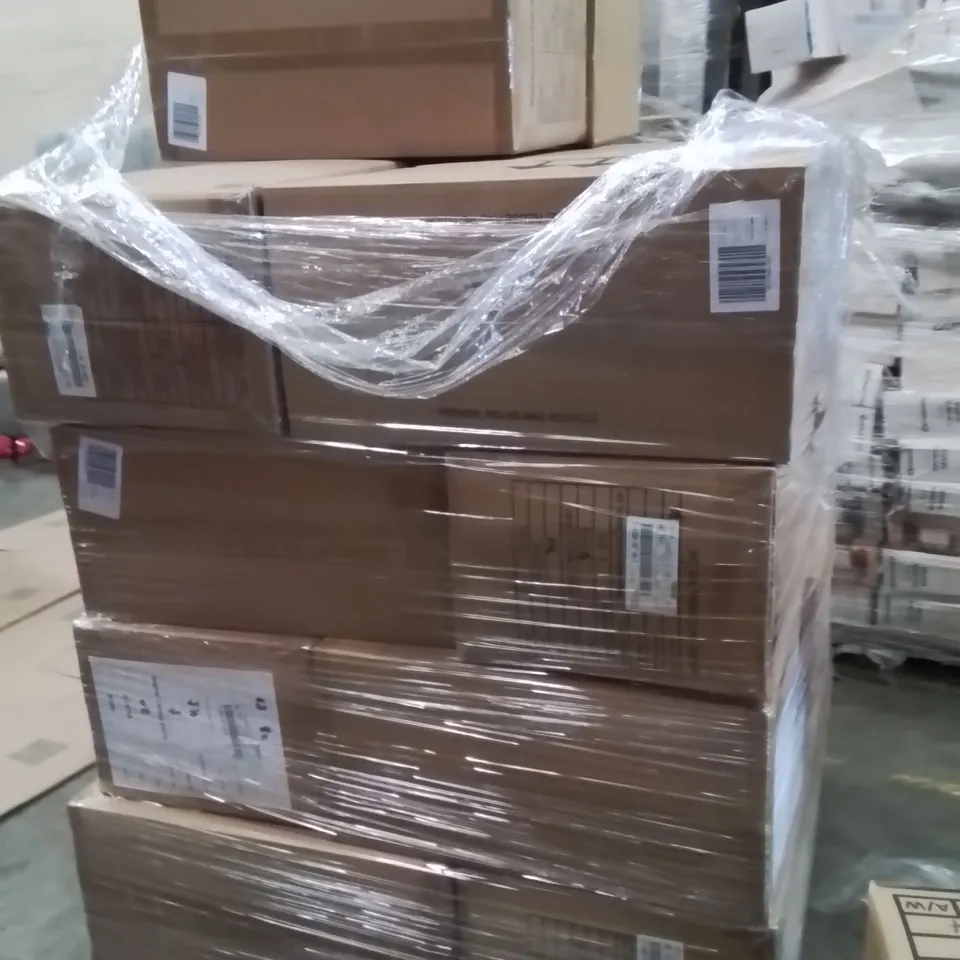 PALLET OF BRAND NEW WOMENSQUALITY DESIGNER CLOTHES APPROXIMATELY 140 TO INCLUDE;SIMPLY BE BORG JACKET,SIMPLY BE BORG JACKET,JD WILLIAMS AVIATOR JACKET