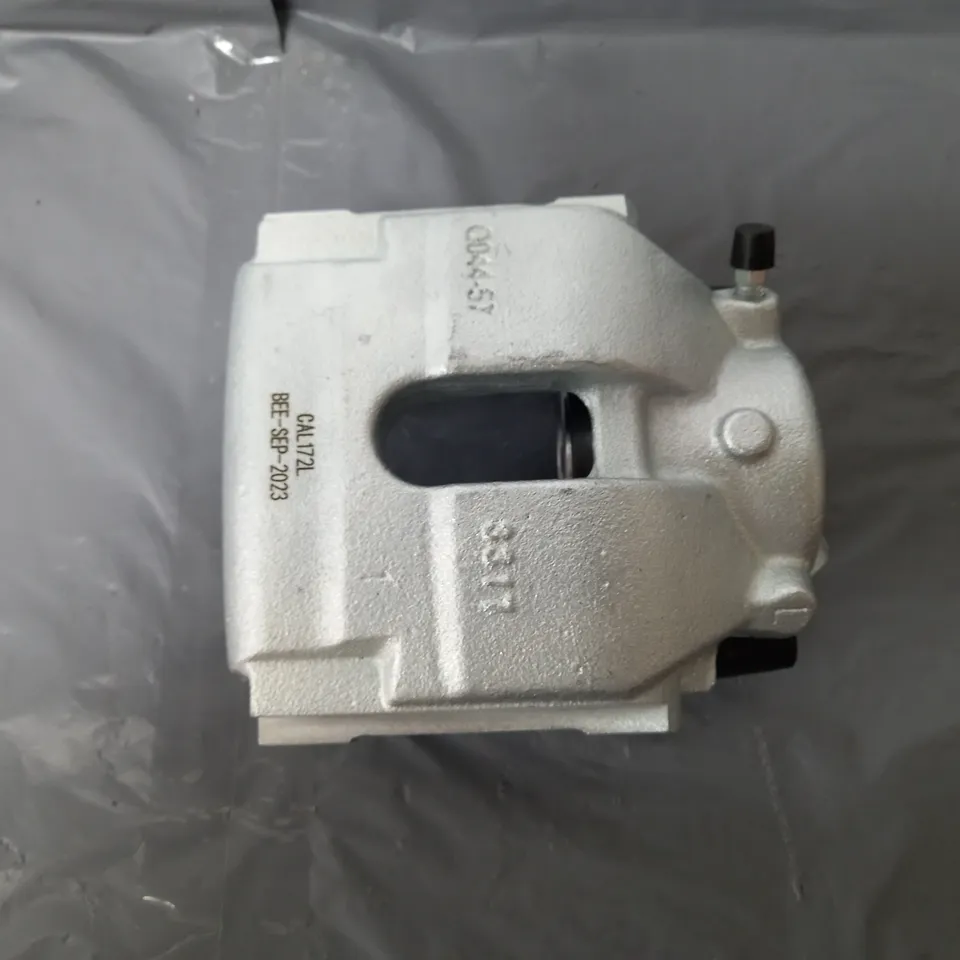 DISK BRAKE CALLIPER 