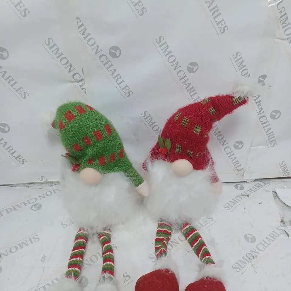 FESTIVE PRE-LIT DANGLY LEG GONKS