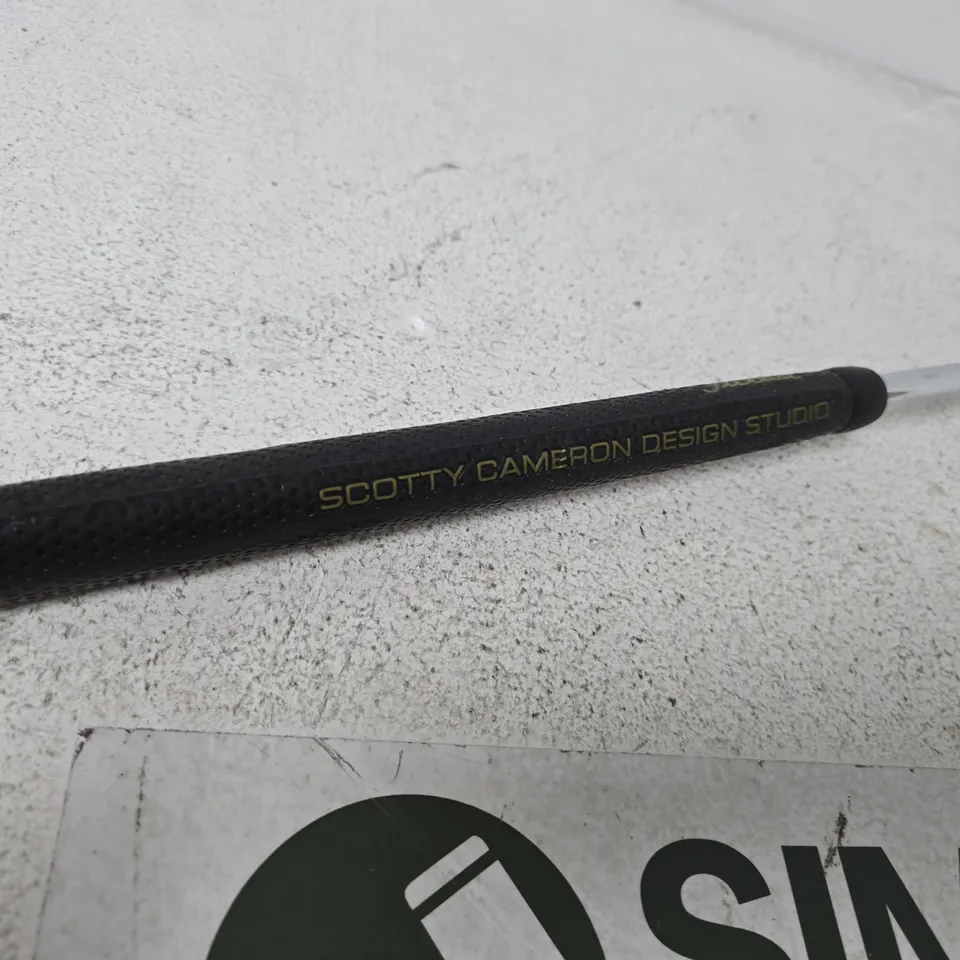 TITLEIST SCOTTY CAMERON FUTURA 6M BALANCE PUTTER – DESIGN STUDIO GRIP
