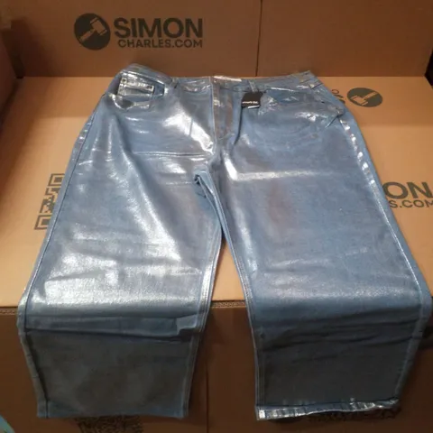 BOX CONTAINING APPROXIMATELY 13 BRAND NEW SIMPLY BE BLUE METALLIC WIDE LEG JEANS - SIZE 18R
