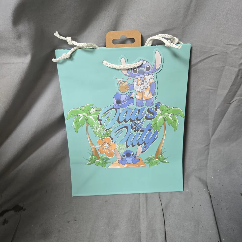 BOX OF APPROXIMATELY 120 FATHERS DAY GIFT BAGS 