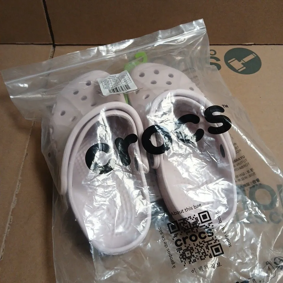 CROCS BAYA SANDALS – PINK/WHITE, UK 3 