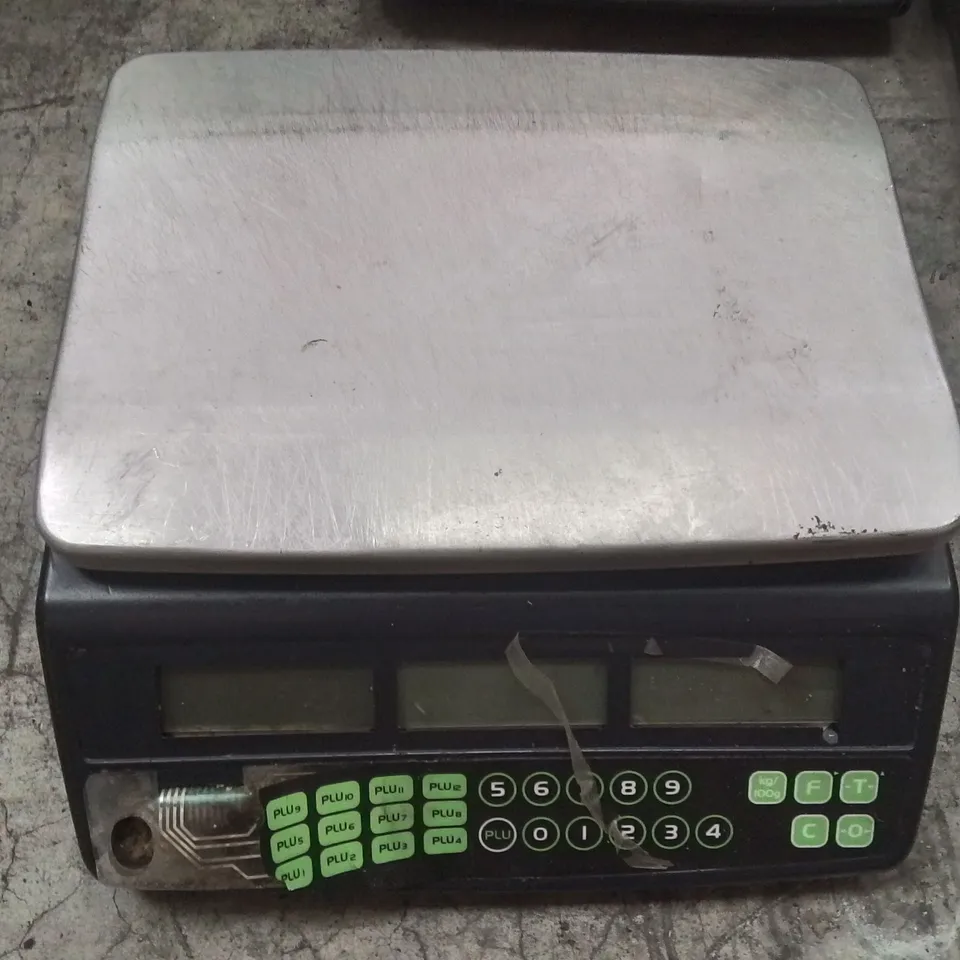 AVERY BERKEL FX50 RETAIL SHOP WEIGHING SCALE. 