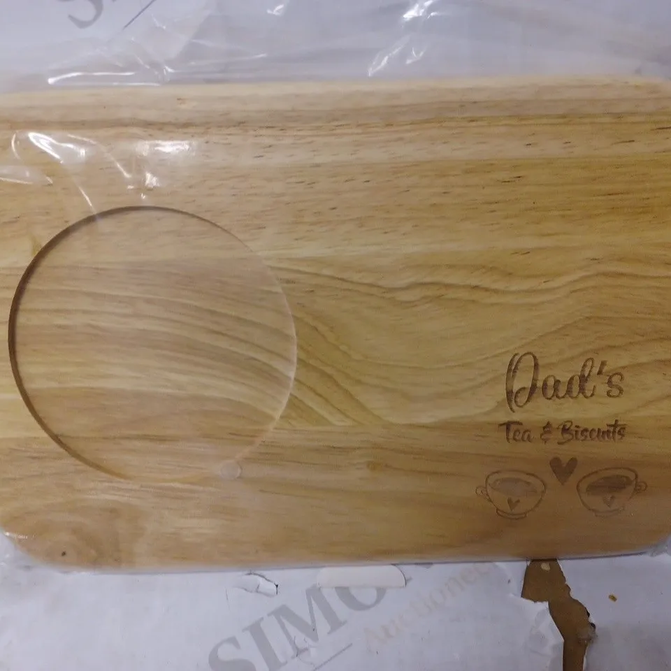 PERSONALISED "CUPS & HEARTS" SERVING BOARD