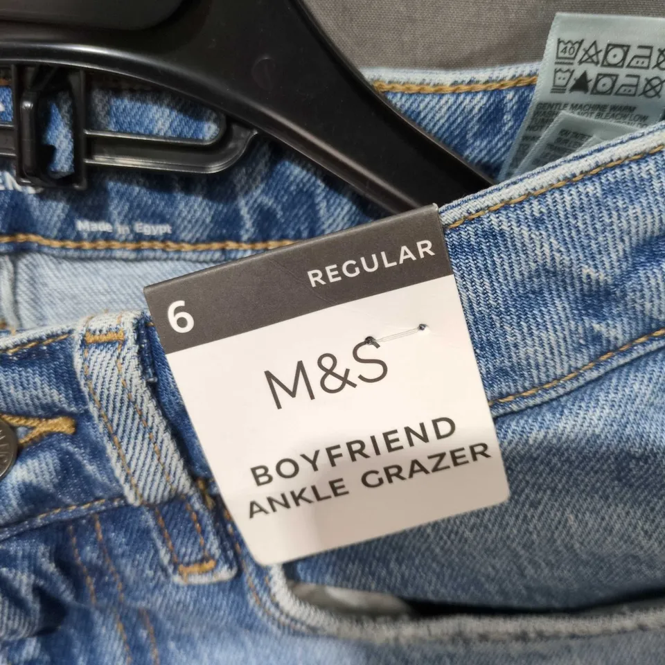 UK 6 M&S WOMEN’S BOYFRIEND ANKLE GRAZER JEANS – REGULAR