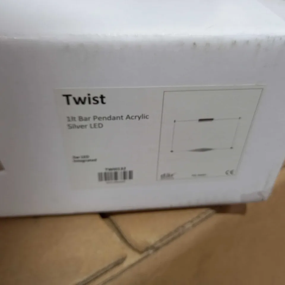 TWIST 1LT BAR PENDANT ACRYLIC SLVER LED 