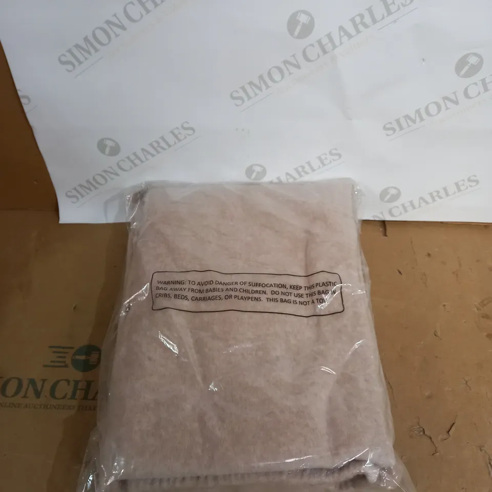 CAROLE HOCHMAN COZY FLEECE LOUNGE SET SIZE UNSPECIFIED