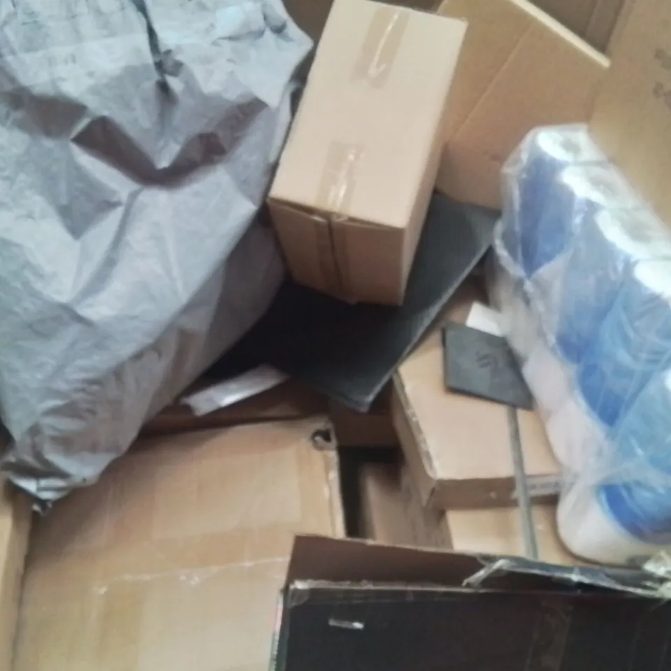 PALLET CONTAINING VARIOUS ASSORTED BOXED HOUSEHOLD ITEMS TO INCLUDE: BALANCE BIKE, HAND TOWELS, METAL FRAME MIRROR, AIR BED AND LOTS MORE UNMARKED BOXED ITEMS 