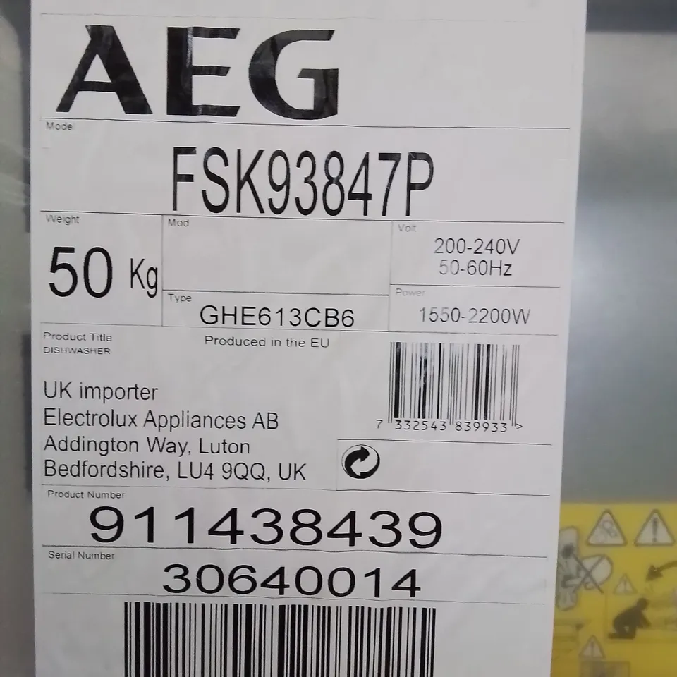 AEG INTEGRATED DISHWASHER 12 PLACES Model FSS82827P