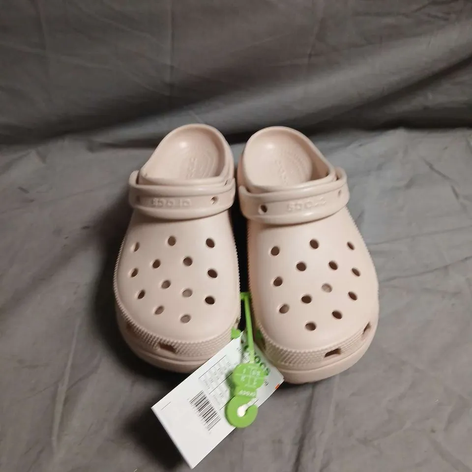 CROCS CLOGS – PEACH PINK - SIZE UK 6 
