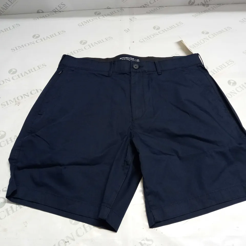 ABERCROMBIE AND FITCH PLAINFRONT SHORTS SIZE 34