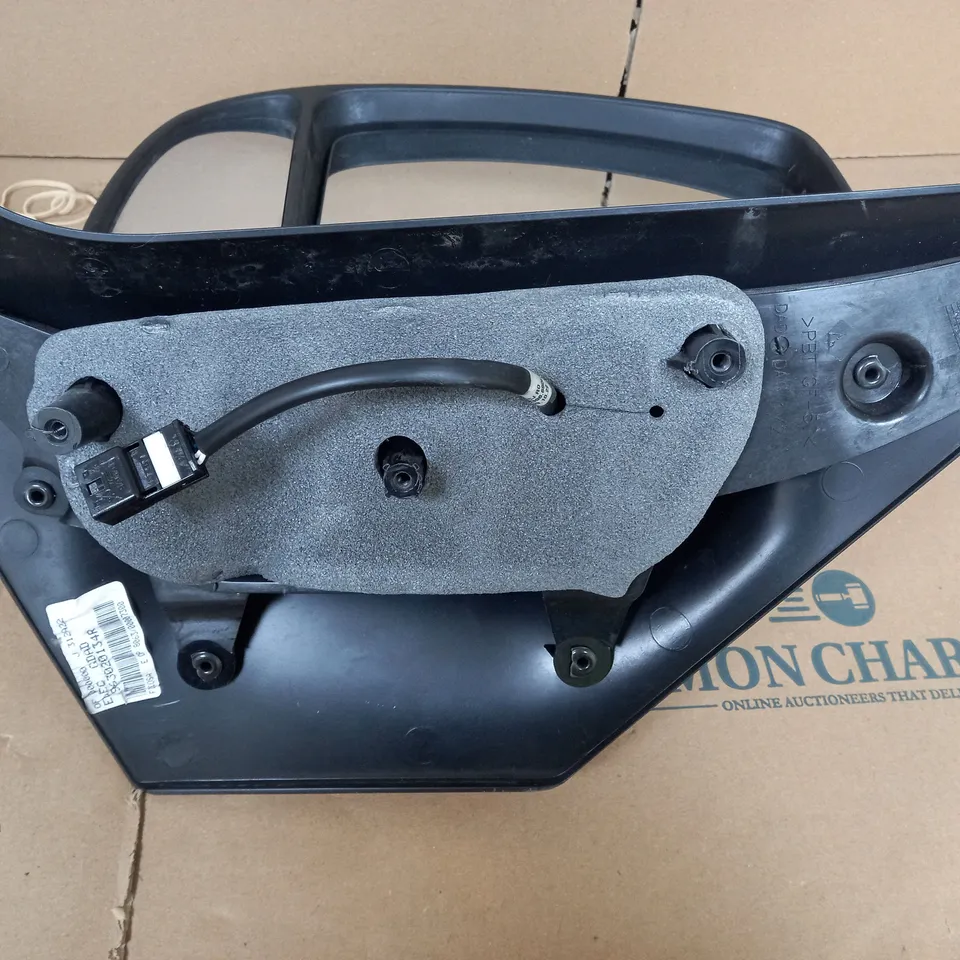 RENAULT MASTER MIRROR LEFT  (7PIN)