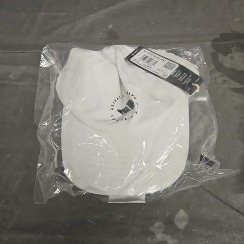 ADIDA WOMENS CRISSCROSS HAT IN WHITE ONE SIZE