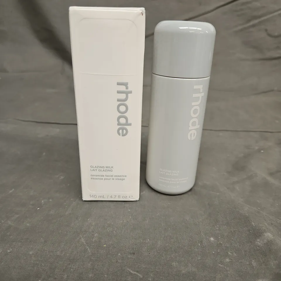 BOXED RHODE GLAZING MILK CERAMIDE FACIAL ESSENCE 140ML