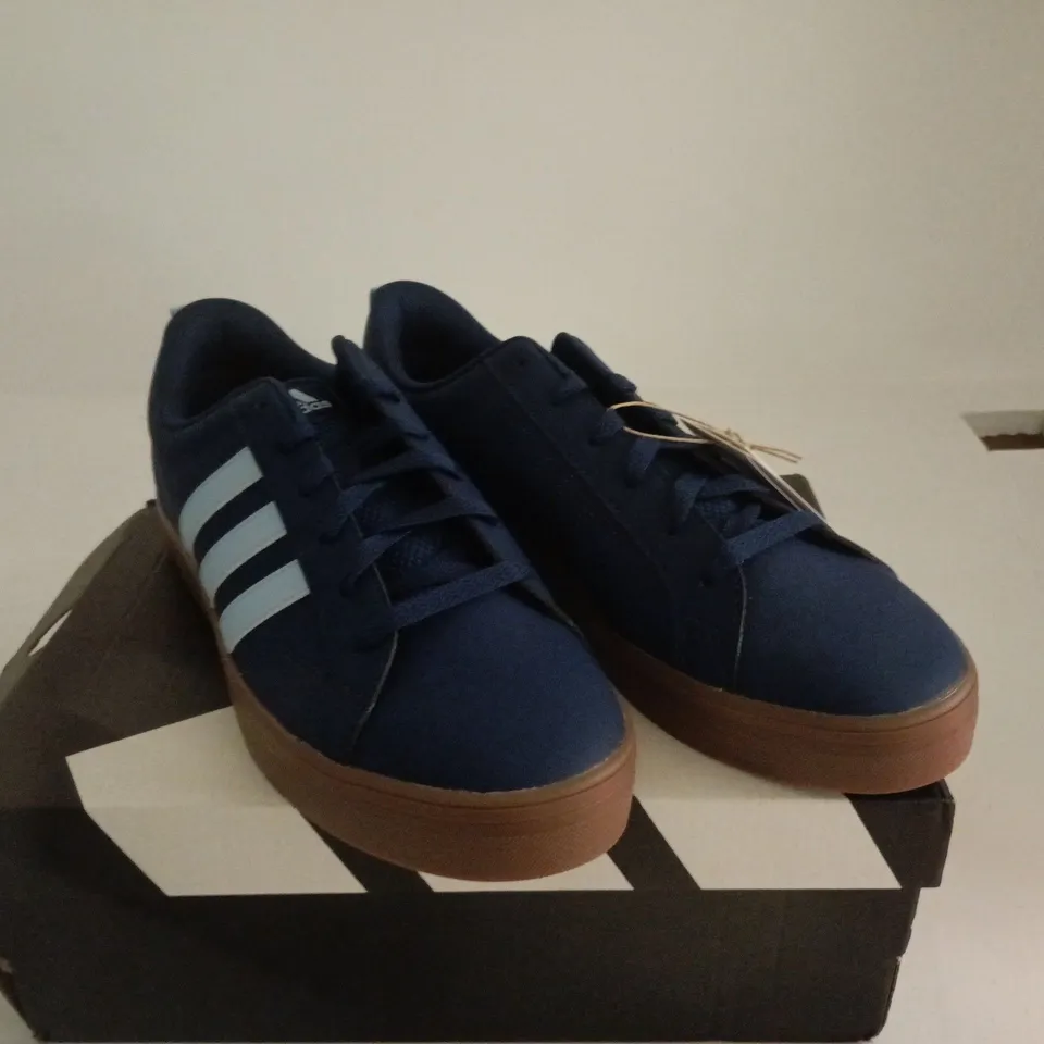 ADIDAS VS PACE 2.0 BLUE/LIGHT BLUE UK 8 BOXED