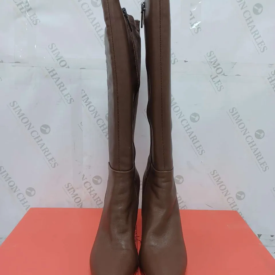 BOXED RUTH LANGSFORD KNEE BOOTS IN TAUPE - SIZE 39