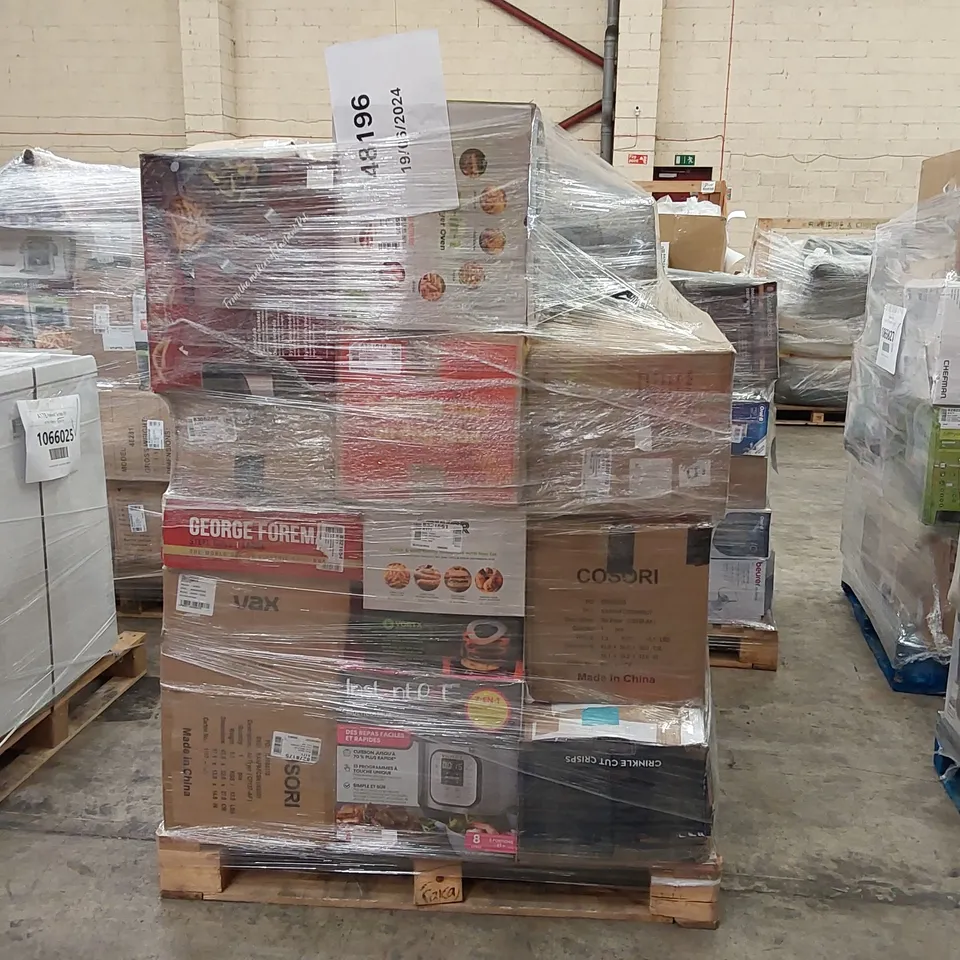 PALLET OF APPROXIMATELY 23 UNPROCESSED RAW RETURN HOUSEHOLD AND ELECTRICAL GOODS TO INCLUDE;