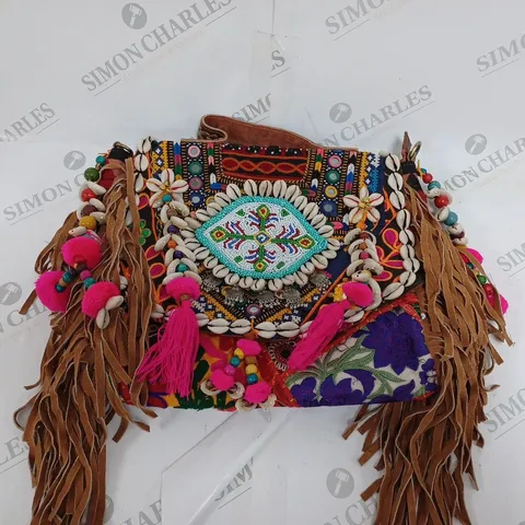 UNBRANDED LEATHER OVER THE SHOULDER BAG 