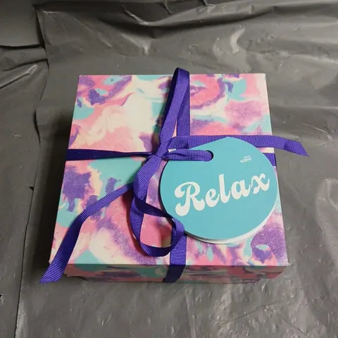 LUSH RELAX GIFT BOX