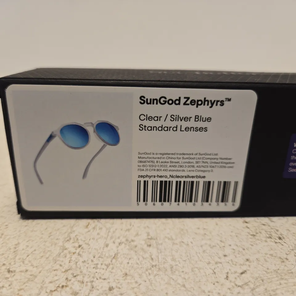 SUNGOD ZEPHYRS SUNGLASSES – CLEAR / SILVER BLUE LENSES