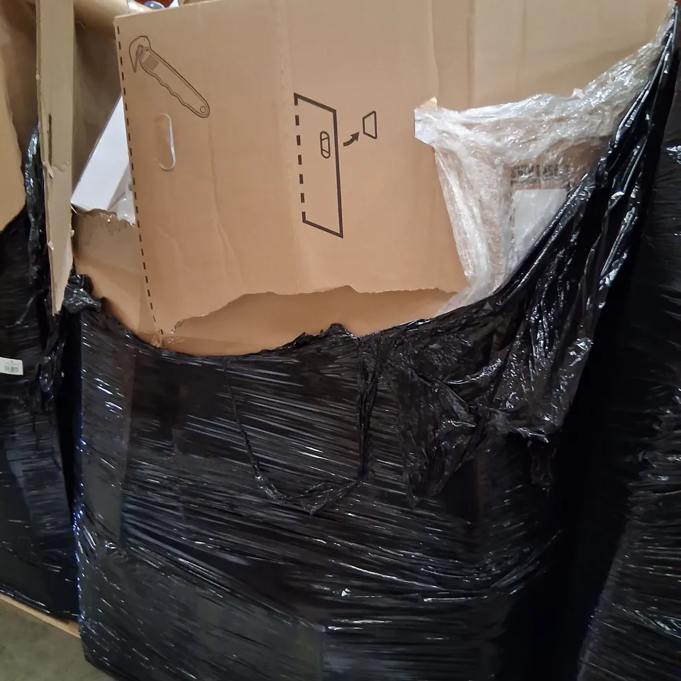 PALLET CONSISTING OF A LARGE QUANTITY OF ASSORTED HOUSEHOLD AND ELECTRICAL PRODUCTS AND ACCESSORIES TO INCLUDE;
