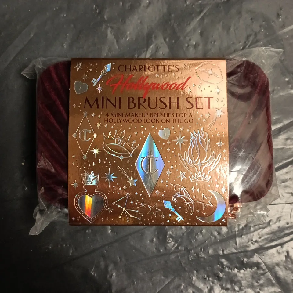 CHARLOTTE TILBURY HOLLYWOOD MINI BRUSH SET 