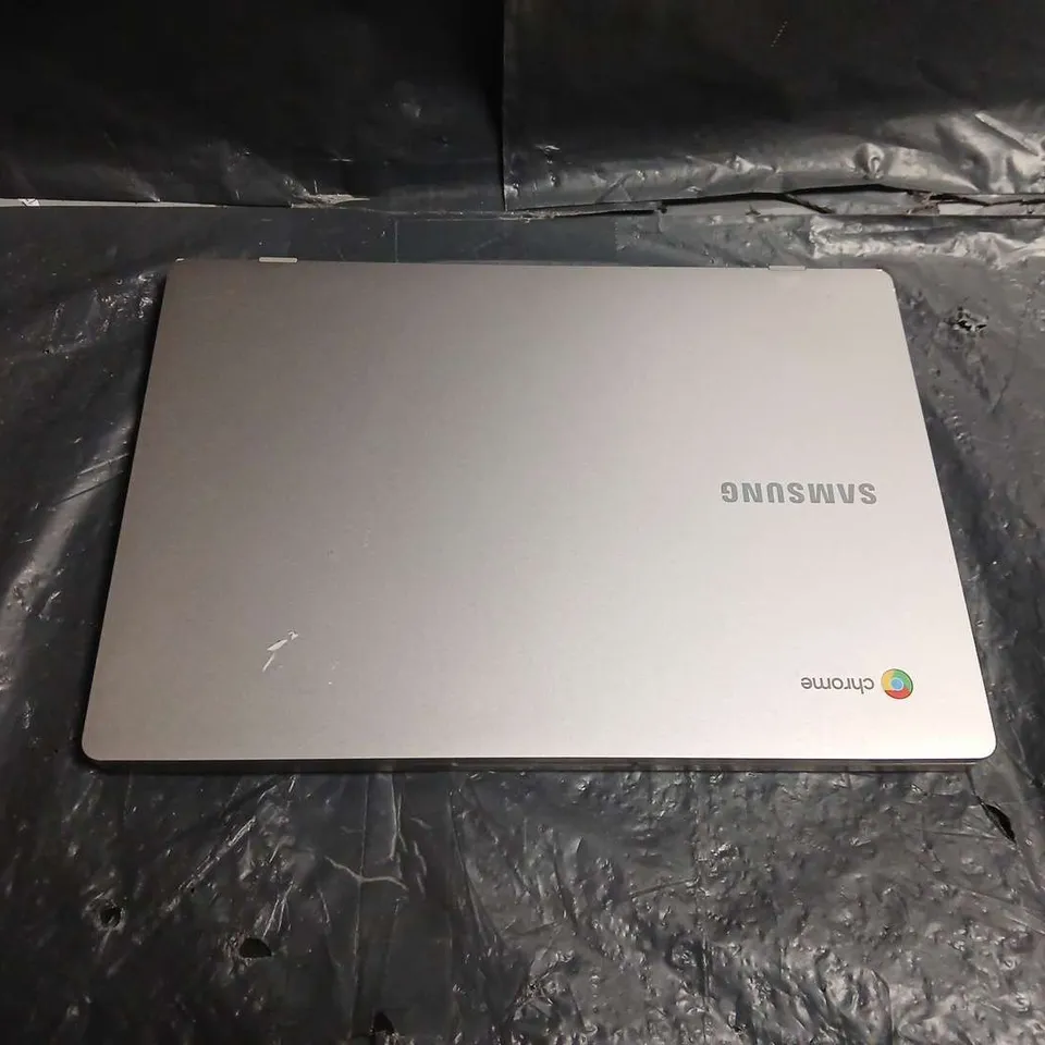 SAMSUNG CHROMEBOOK LAPTOP – SILVER, CHROME OS