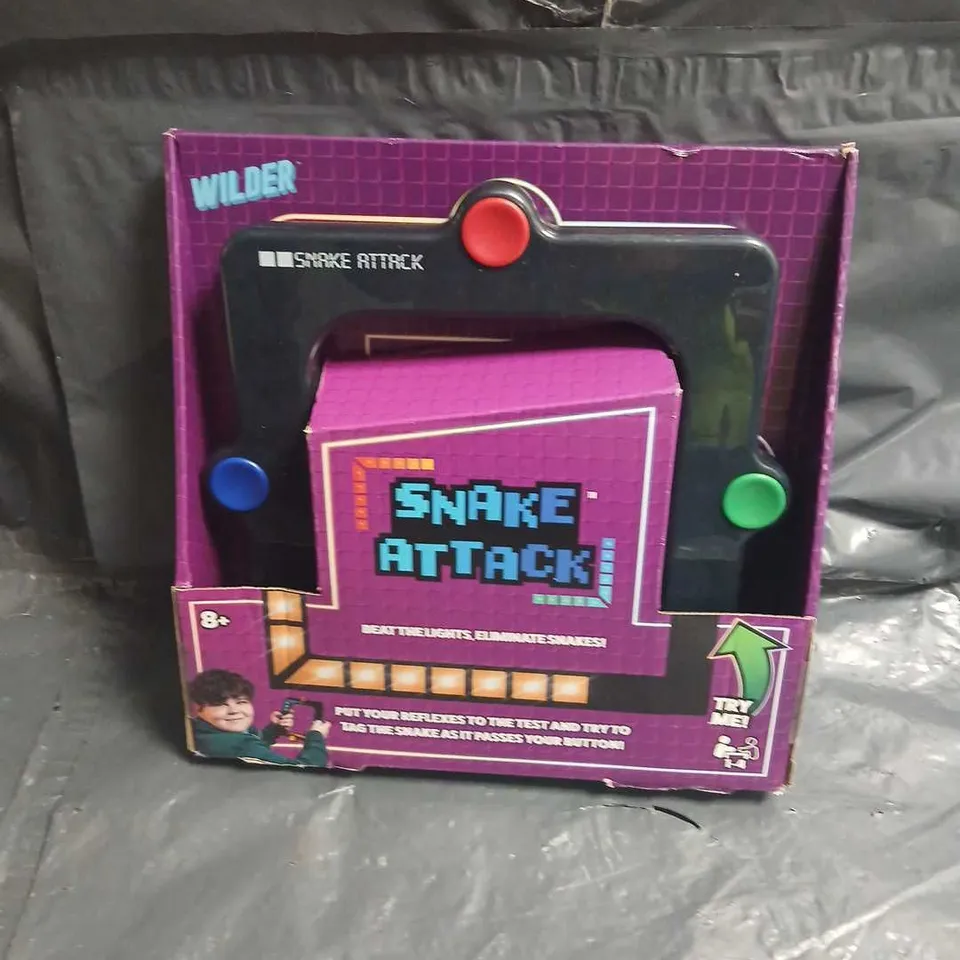 BOXED WILDER SNAKE ATTACK 