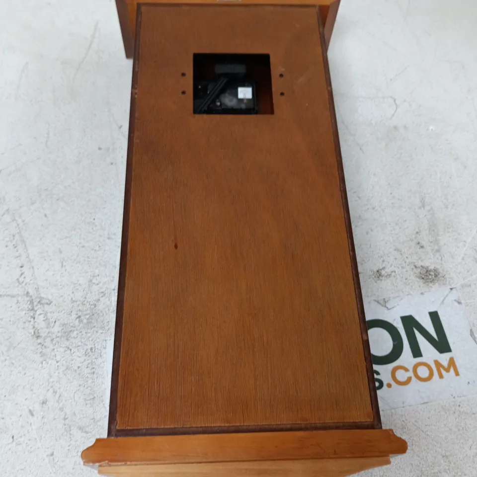 DECORATIVE WOODEN PENDULUM CLOCK