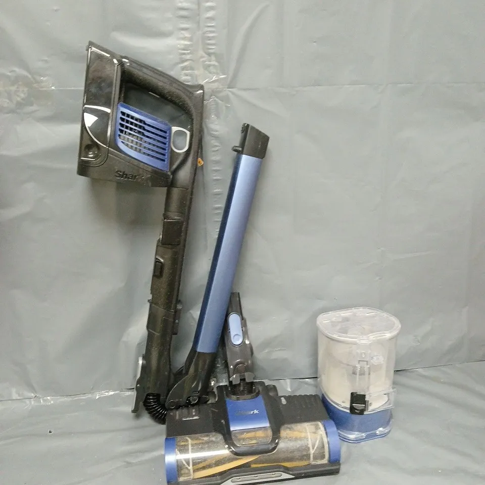 SHARK CORDLESS STICK VACUUM - COLLECTION ONLY 