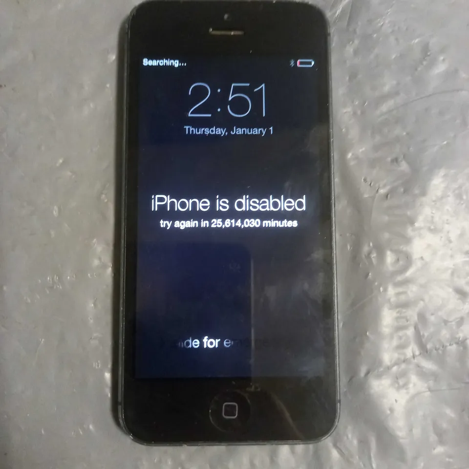APPLE IPHONE 5 16GB MD297B/A