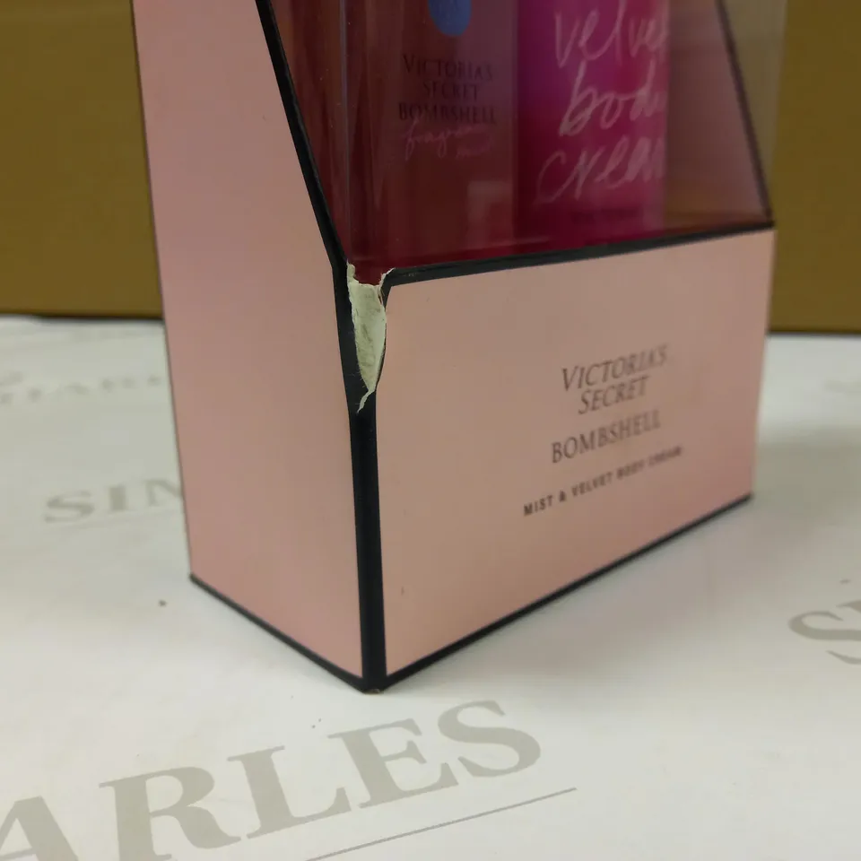 BOXED VICTORIA'S SECRET BOMBSHELL MIST & VELVET BODY CREAM