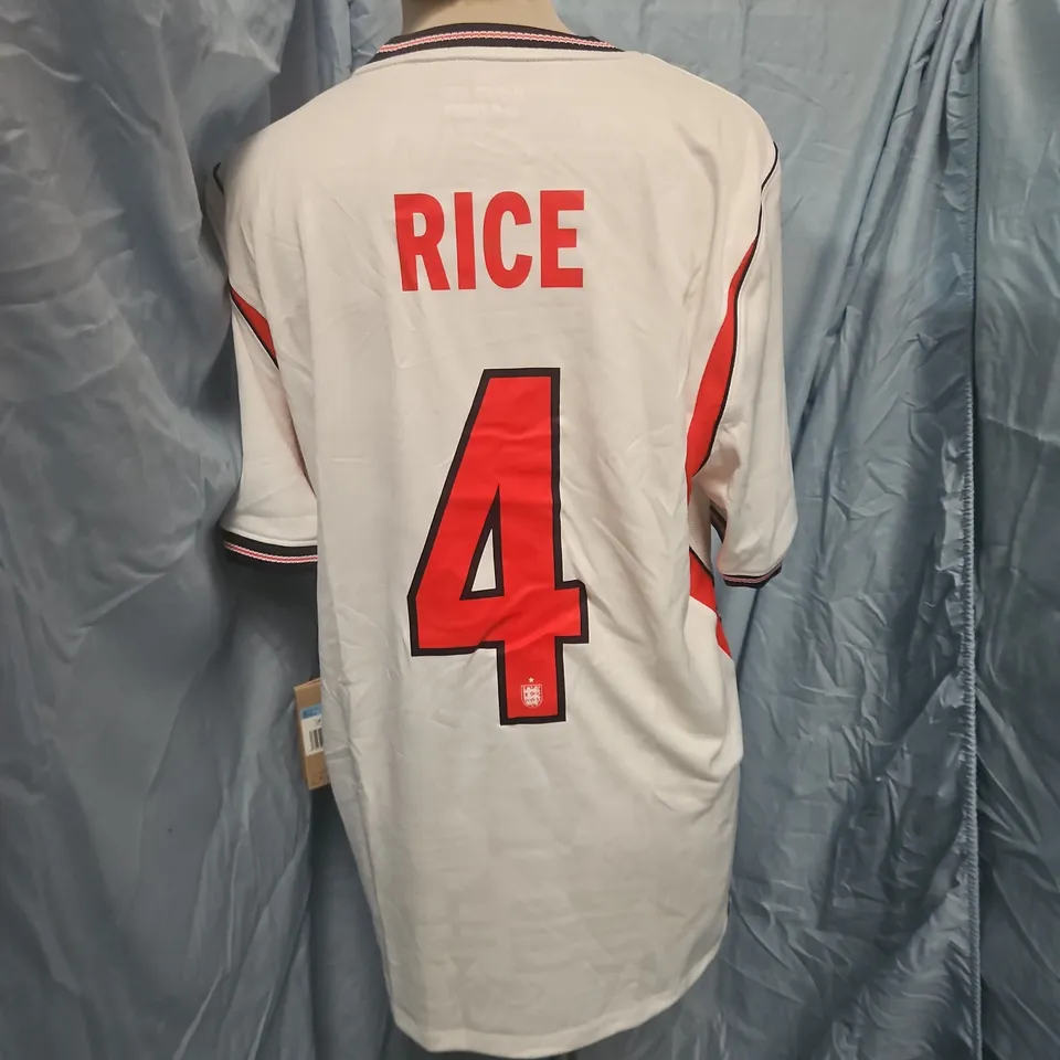 ENGLAND MENS FOOTBALL SHIRT IN WHITE - M
