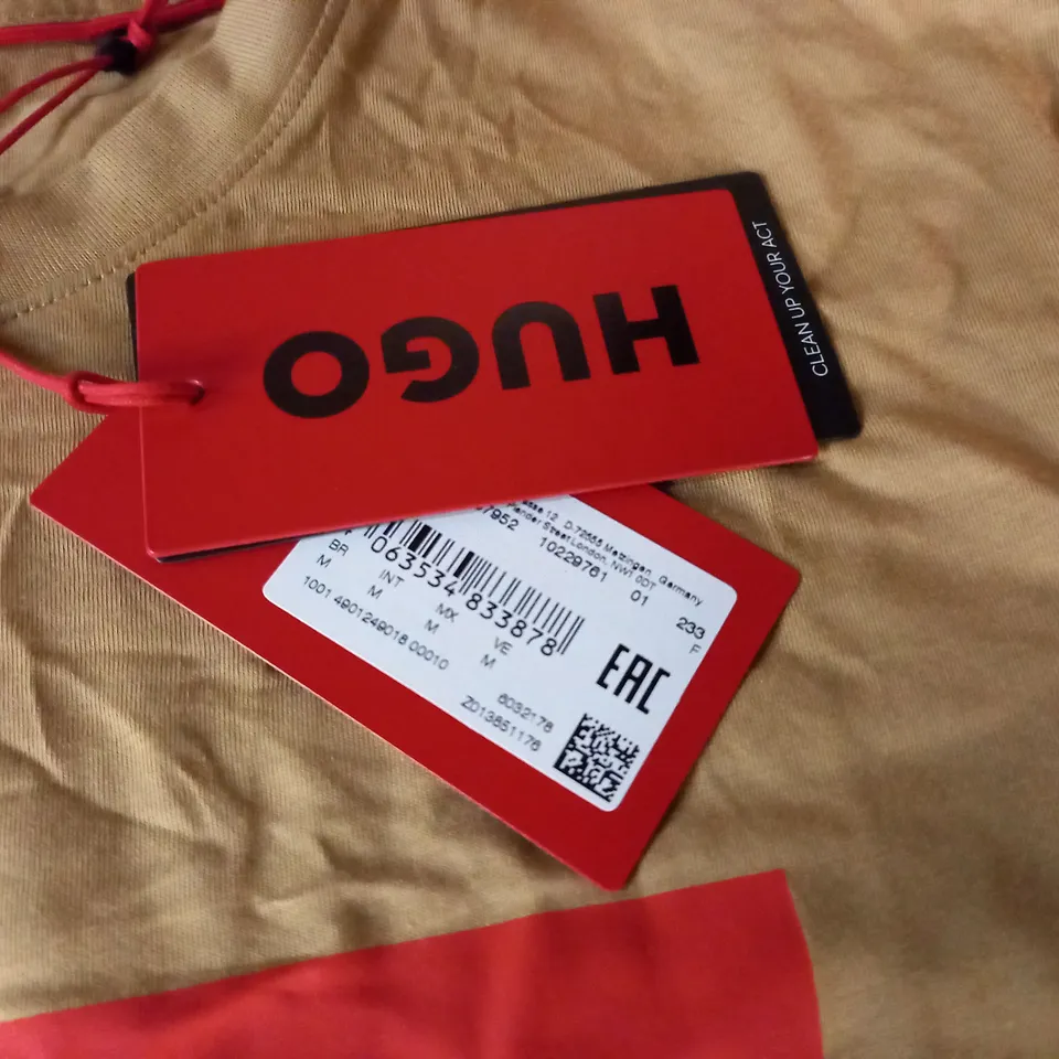 HUGO BOSS LIGHT BROWN BOX LOGO T-SHIRT - BR M