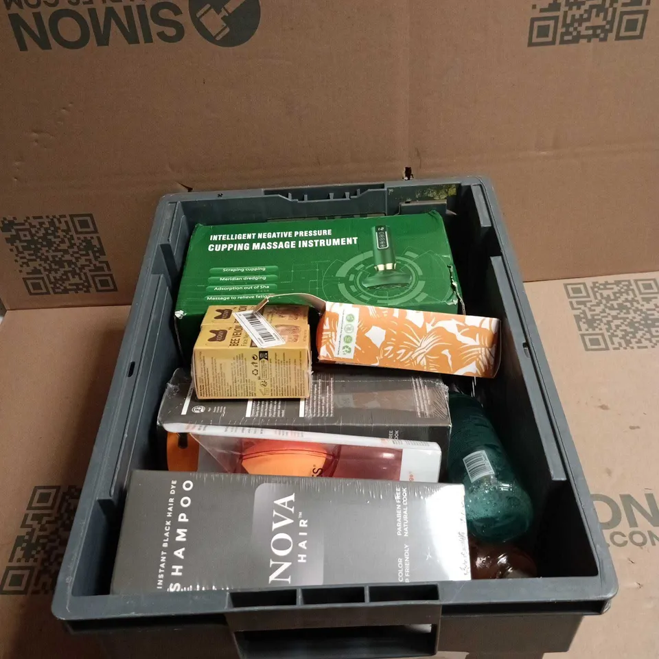 TOTE OF APPROXIMATELY 22 ASSORTED COSMETIC ITEMS TO INCLUDE CUPPING MASSAGE INSTRUMENT, NOVA HAIR SHAMPOO, PANTENE GROW ABUNDANT CONDITIONER, SOAP AND GLORY TONIC ETC