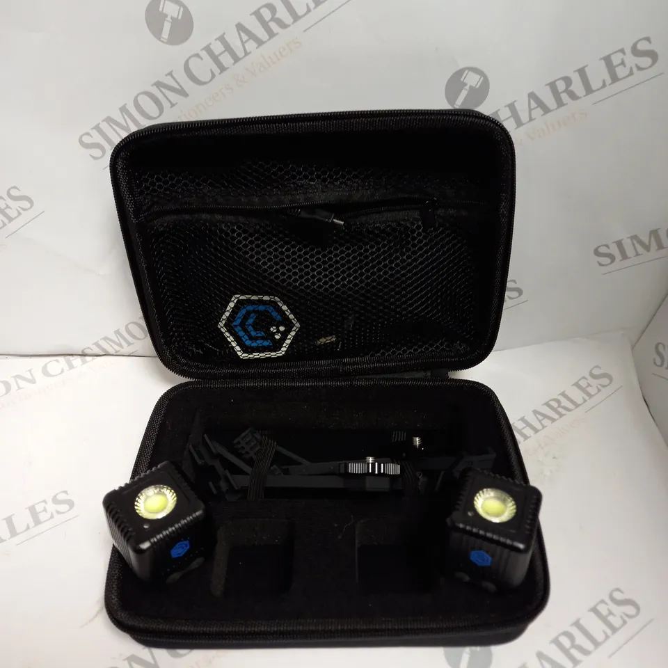 LUME CUBE PORTABLE LIGHTING KIT 