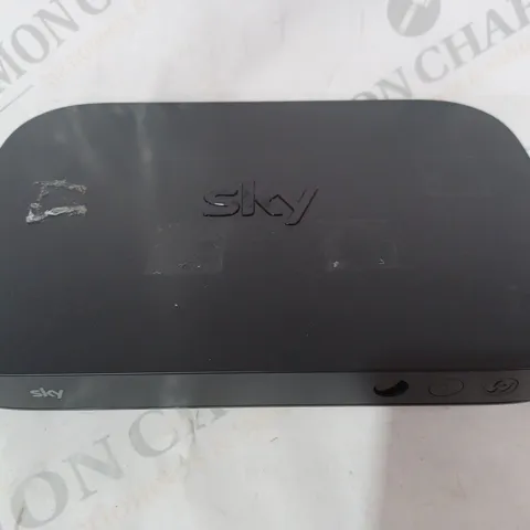 SKY EM150 Q MINI BOX