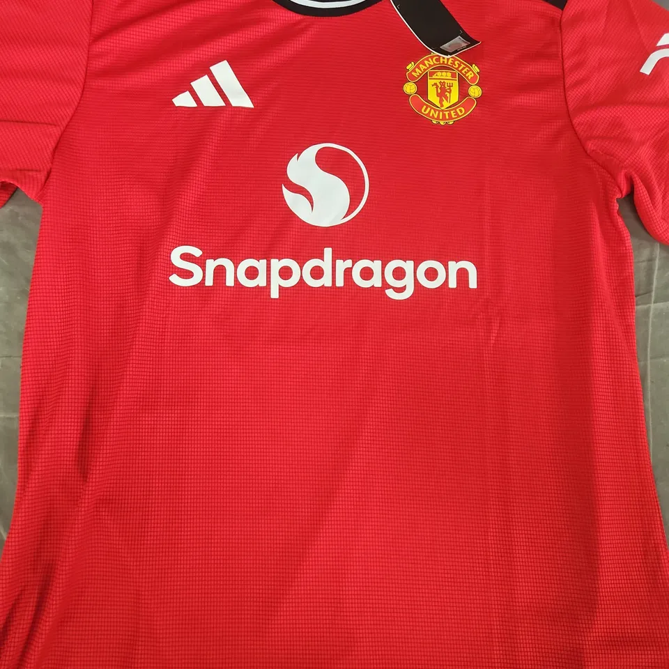 ADIDAS MANCHESTER UNITED JERSEY SIZE LARGE