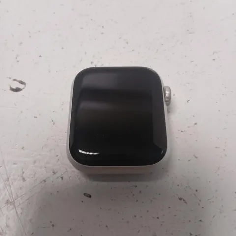 APPLE SERIES 6 WATCH